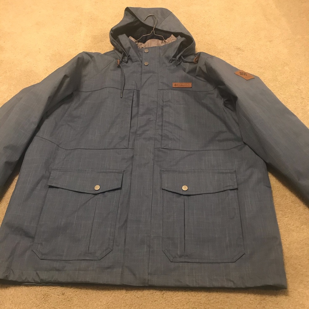Columbia Omni-Tech COAT size XL